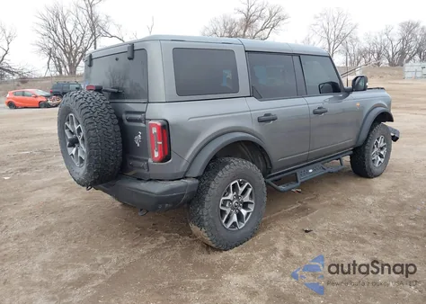 2025 Ford Bronco Badlands z USA, uszkodzony, nr VIN 1FMEE9BP8SLB02701